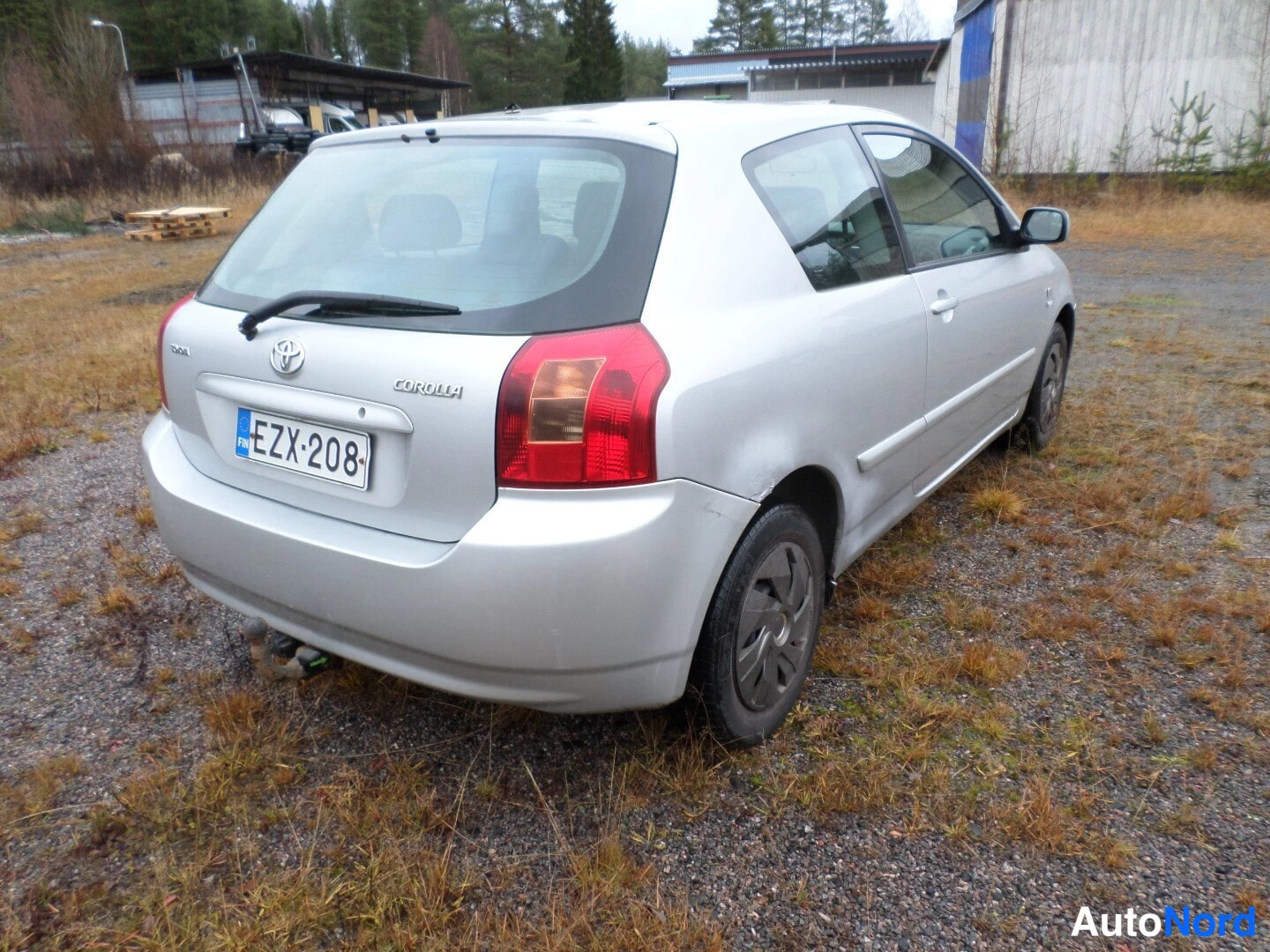 Harmaa Toyota Corolla 2003, takaviisto, kuva 5